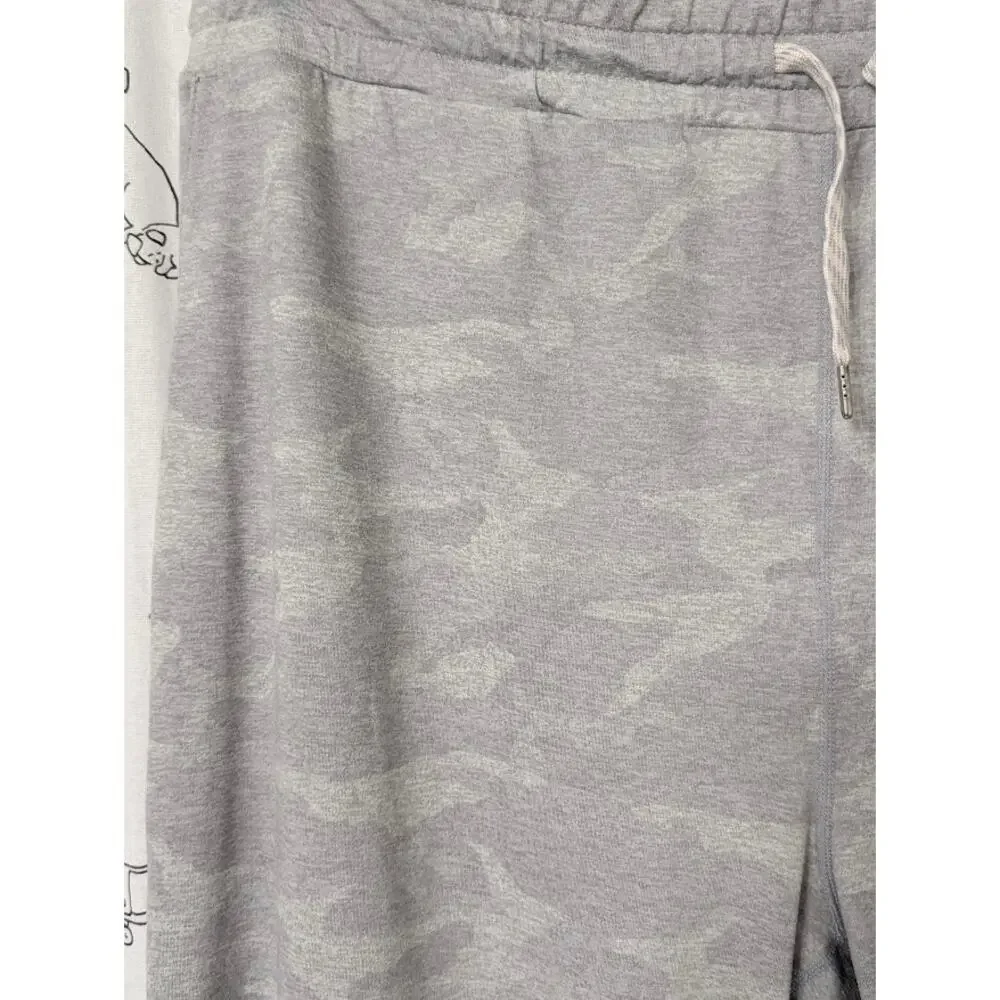Vuori Men's XL Performance Jogger Pants Gray Camo Drawstring Lounge Gym Workout